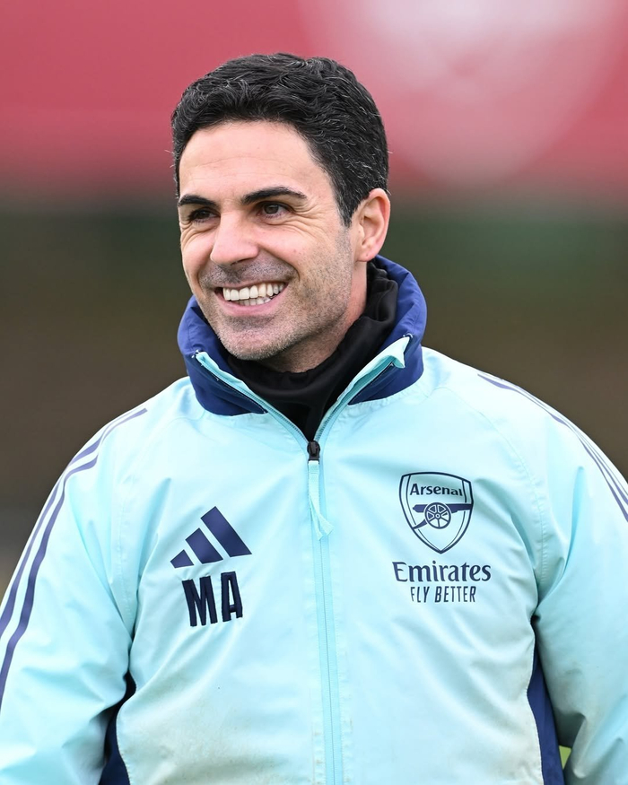 帕克：曼联买拉门斯是质的提升，跟奥纳纳相比他太像个门将了（帕克：拉门斯若加盟曼联将带来质变，相较奥纳纳他更像门将）