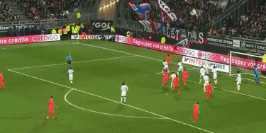 年关将至，中超各队目标各异，政府支持都是关键!（岁末将临，中超诸队各定航向，政府助力仍是关键）