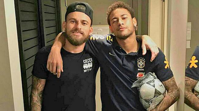 德甲焦点对决：柏林联合3-1战胜RB莱比锡，终结三连败颓势（德甲焦点战：柏林联合3比1击退RB莱比锡，止住三连败）