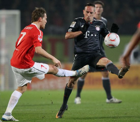 WNBA球星阿贾威尔逊称阿德巴约是生命伴侣，期待组建家庭（WNBA名将阿贾·威尔逊称阿德巴约是人生伴侣，盼携手共筑家庭）