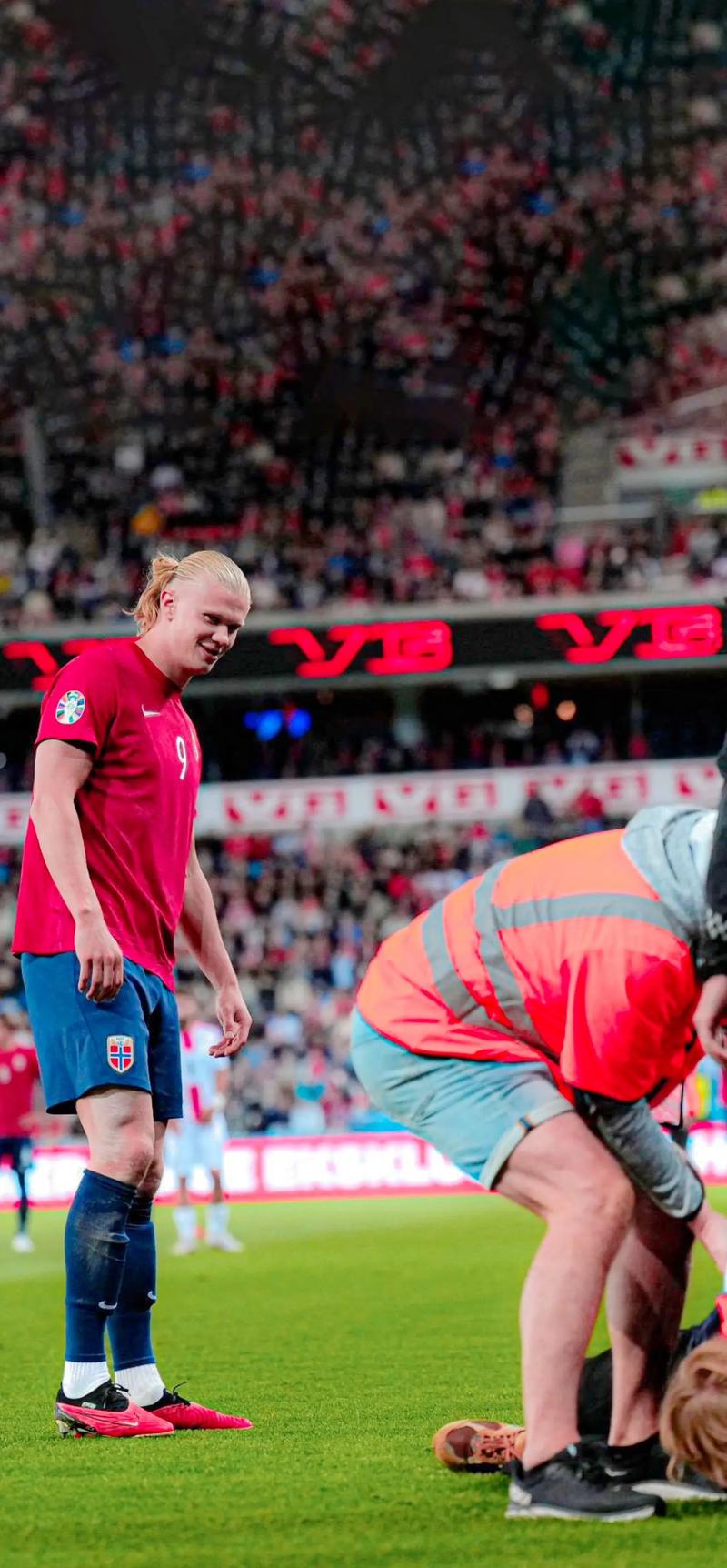 库尼亚、马奎尔、塞斯科 - 曼联伤情最新消息及对阵西汉姆的可能回归日期（曼联伤病更新：库尼亚、马奎尔、塞斯科对阵西汉姆的复出时间与可能性）