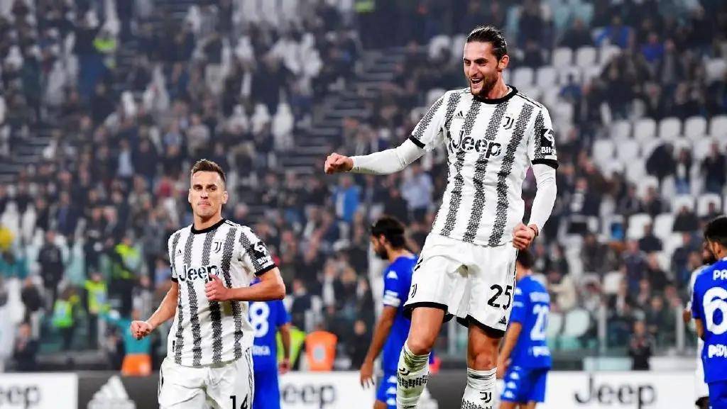 马克西半场18分2抢断，带队领先22分打爆勇士（马克西半场轰18分2断，率队早早建立22分领先痛击勇士）