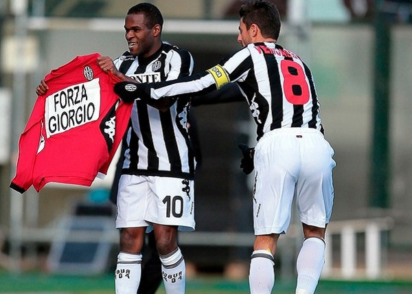 刘殿座：中超最佳守门员奖项对我意义重大，是鼓励也是鞭策（刘殿座：中超最佳门将荣誉意义重大，既是激励也是鞭策）