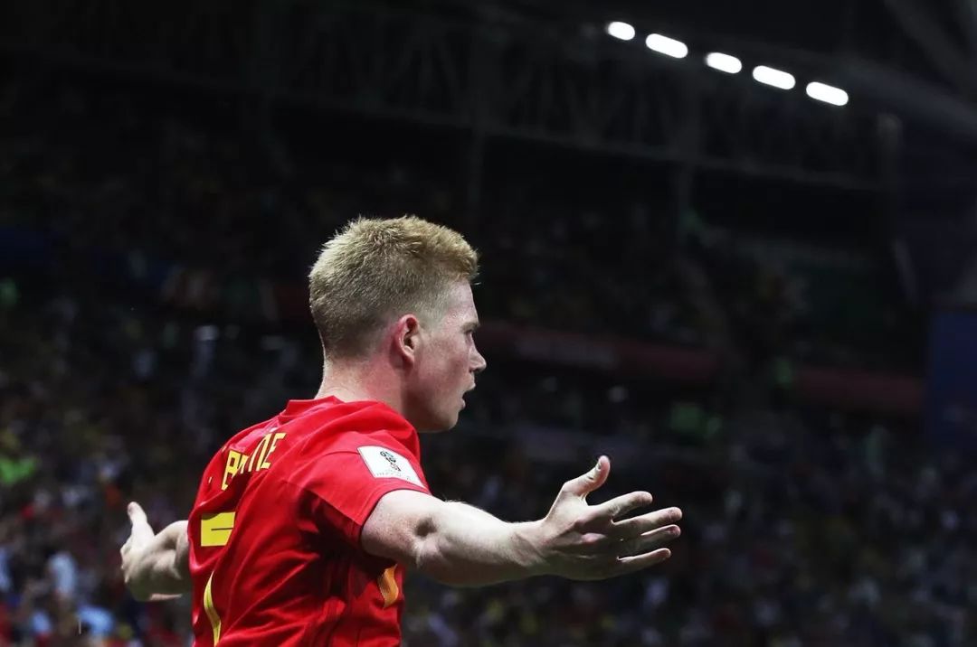 迪马：递补入选意大利国家队的坎比亚吉因小腿不适退出集训营（迪马：坎比亚吉小腿不适，递补入选后已退出意大利队集训）